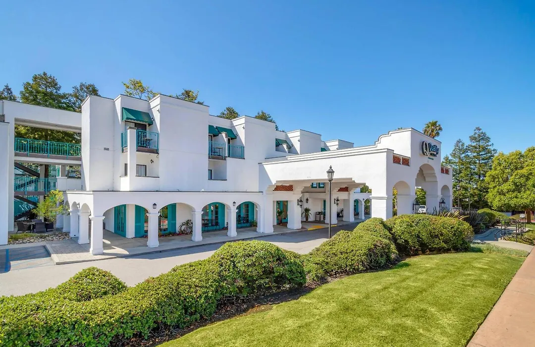 Quality Suites Downtown San Luis Obispo-1